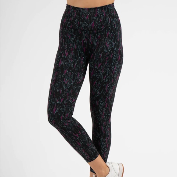 Lululemon Barry’s Bootcamp print Wunder Train HR tight leggings - Picture 2 of 5